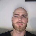 Jeune nouveau vers Grenoble pour rencontre
